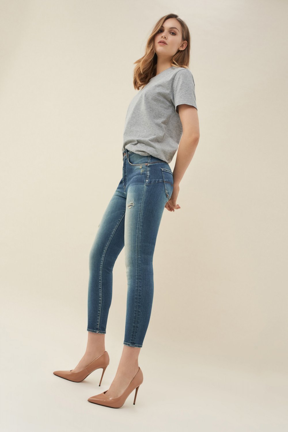 Fashion JEANS PUSH IN SECRET GLAMOUR CAPRI COM ROTOS