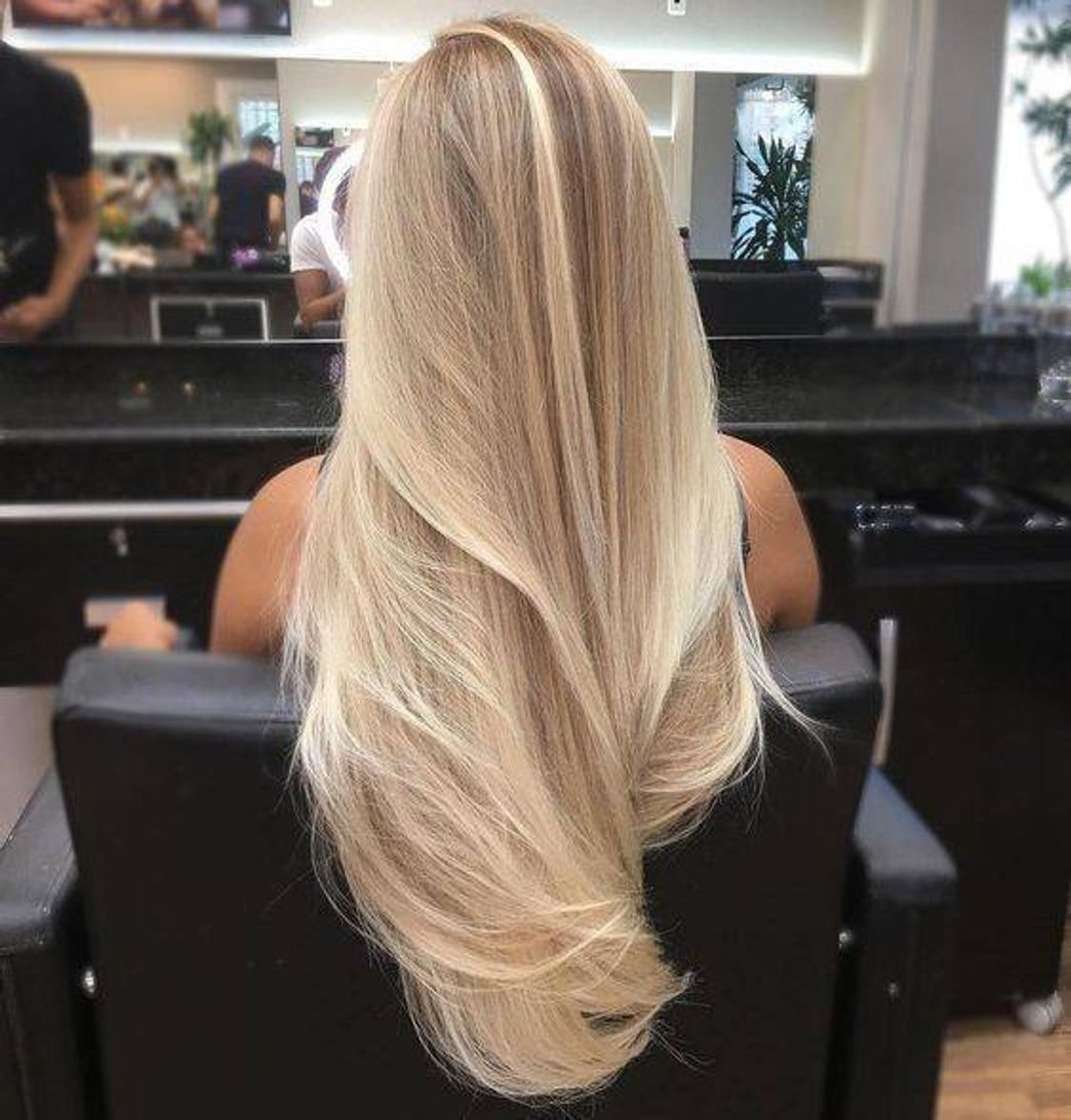 Moda Cabelo longo platinado