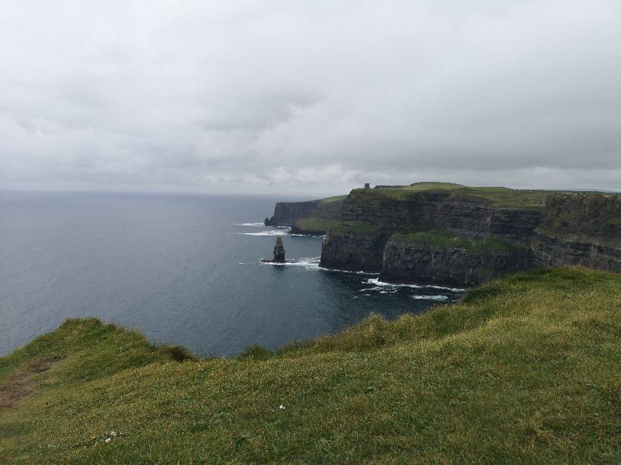 Place Cliffs of Moher