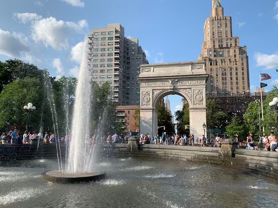 Place Washington Square Park