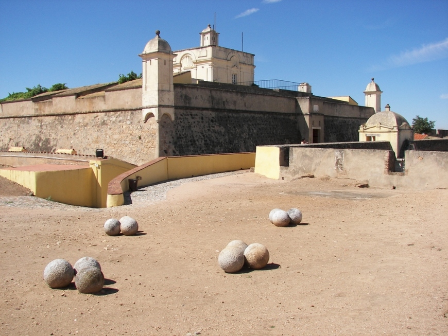 Place Forte de Santa Luzia