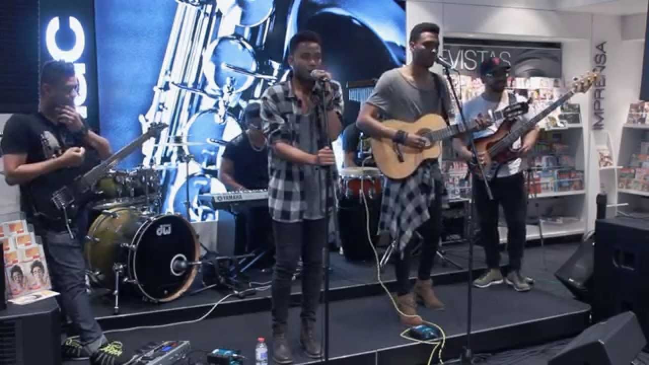 Social Calema ao vivo no YouTube