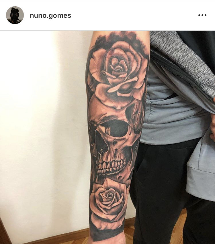 Fashion Black&Grey Skull Roses Tatto