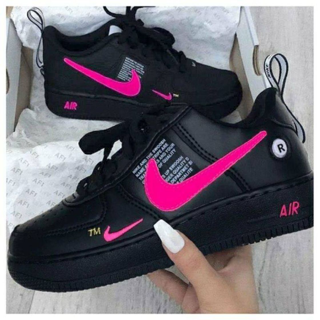 Producto Tênis Feminino Nike Air Force 