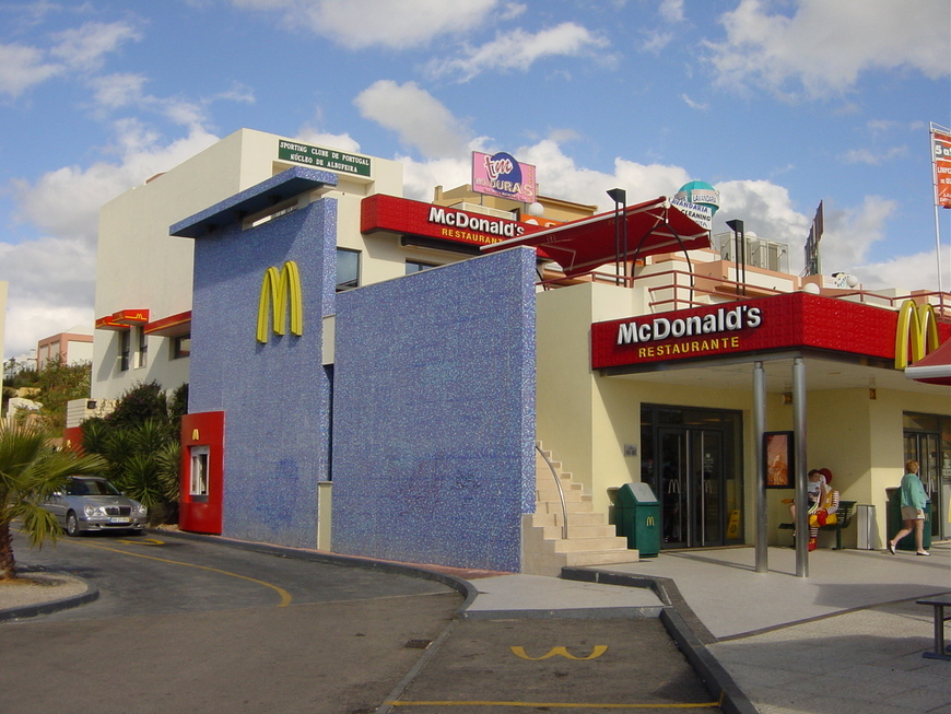 Place McDonald's - Albufeira