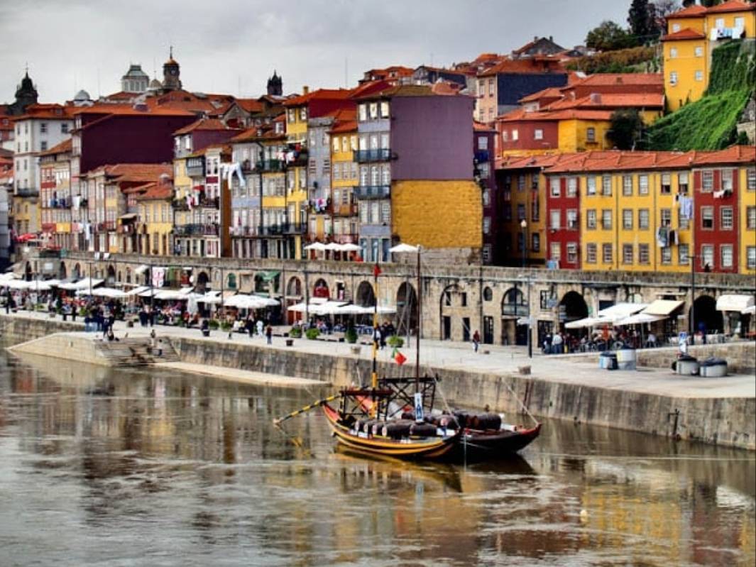 Lugar Ribeira Porto Centro