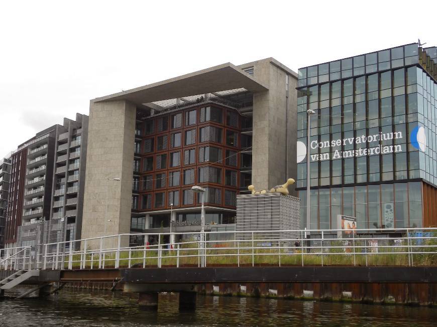 Lugar Biblioteca pública de Ámsterdam