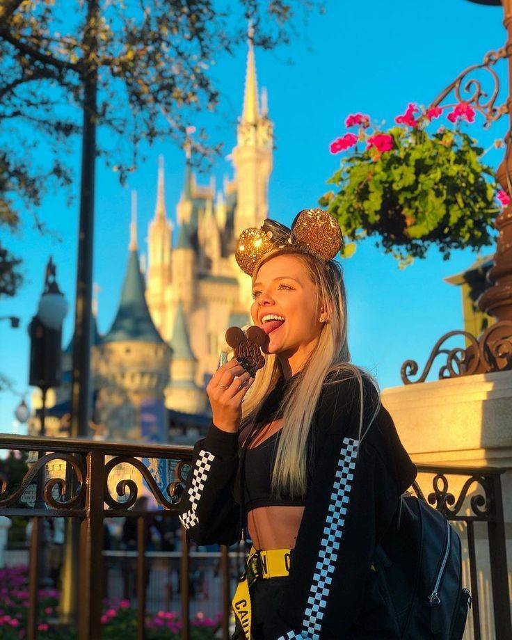 Social Uma ótima inspiração de foto na Disney 🥰