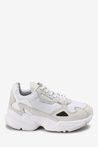 Moda Adidas Falcon (White)