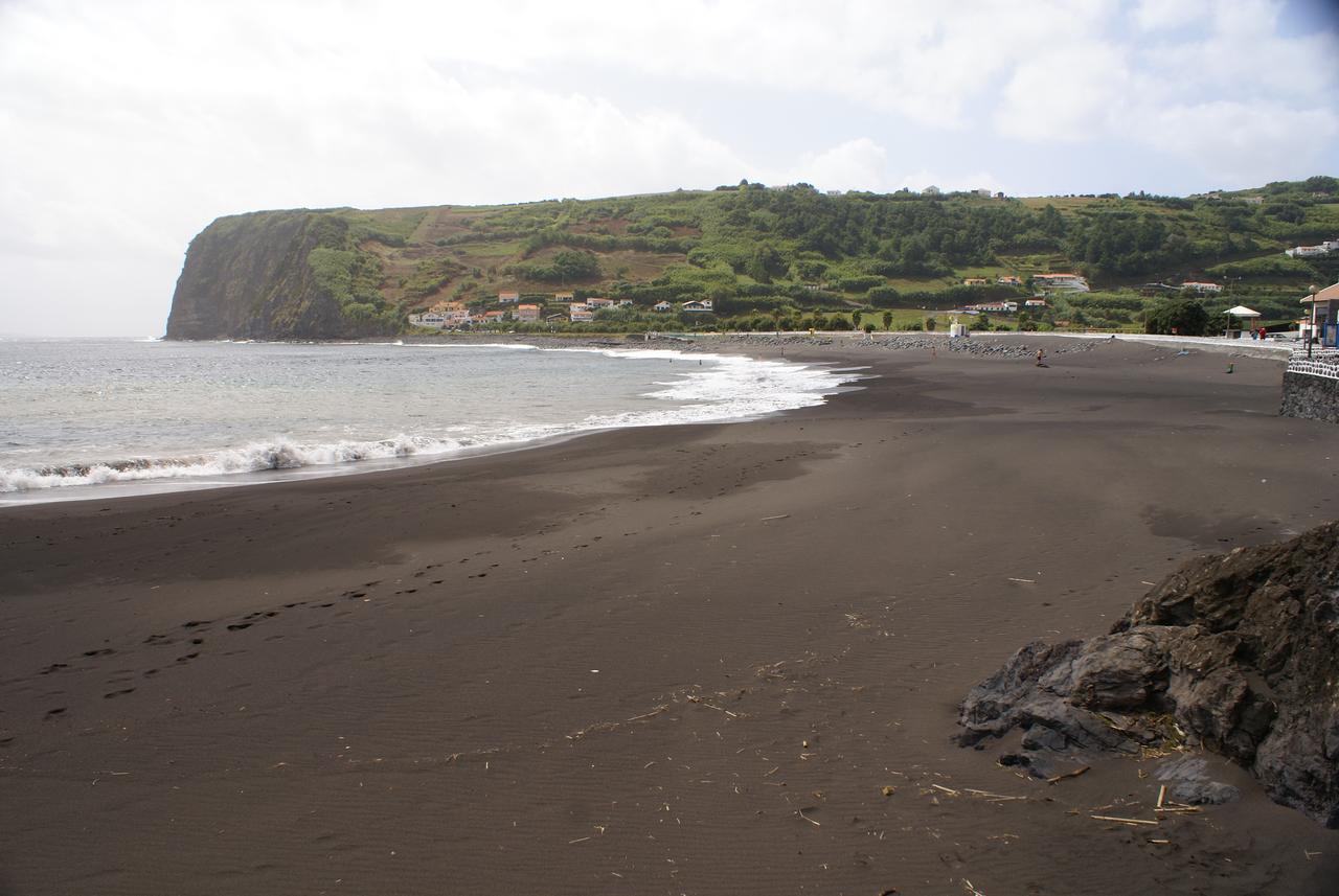 Lugar Praia do Almoxarife