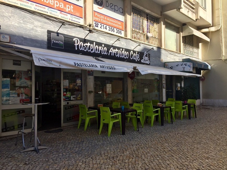 Restaurantes ArtVideo Café