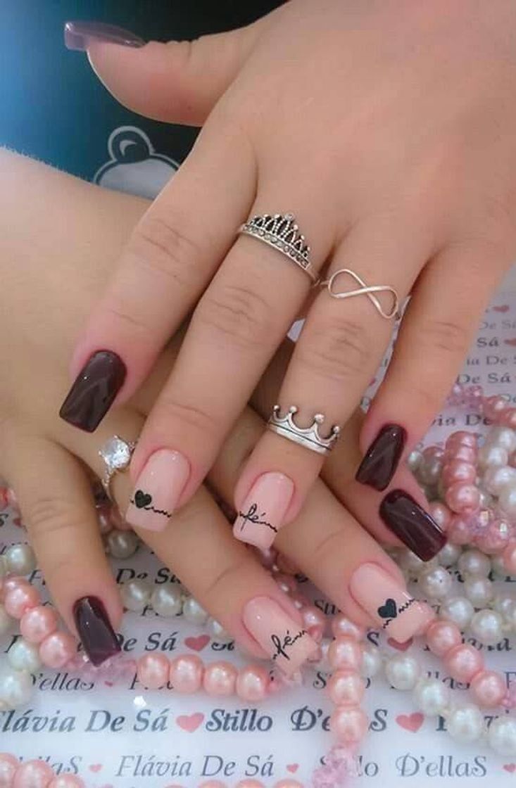 Moda Unhas delicadas