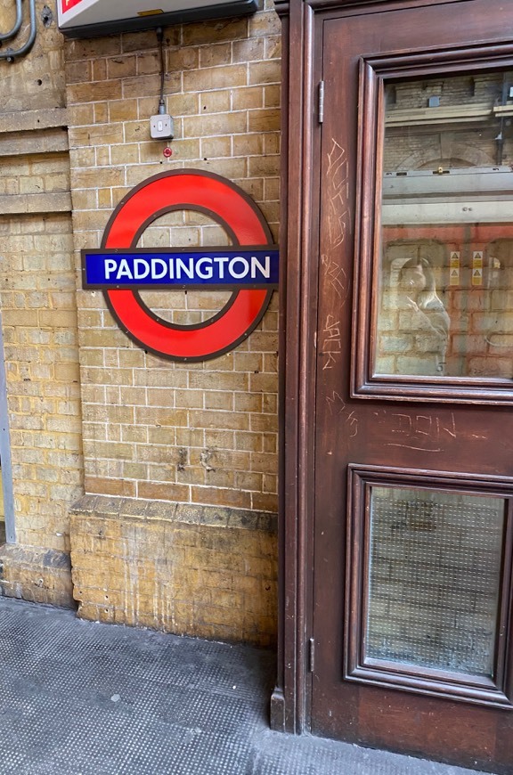 Place Paddington Station