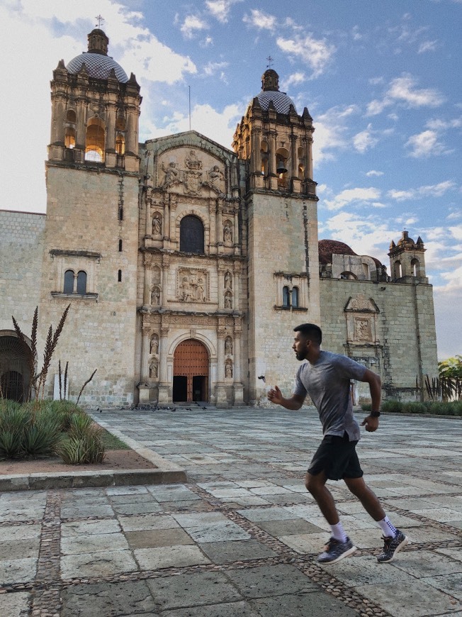 Place Iglesia de Santo Domingo de Guzmán