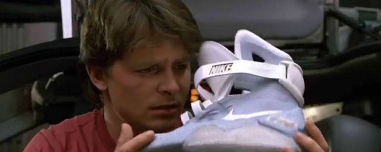 Fashion NIKE

Air Mag sneakers