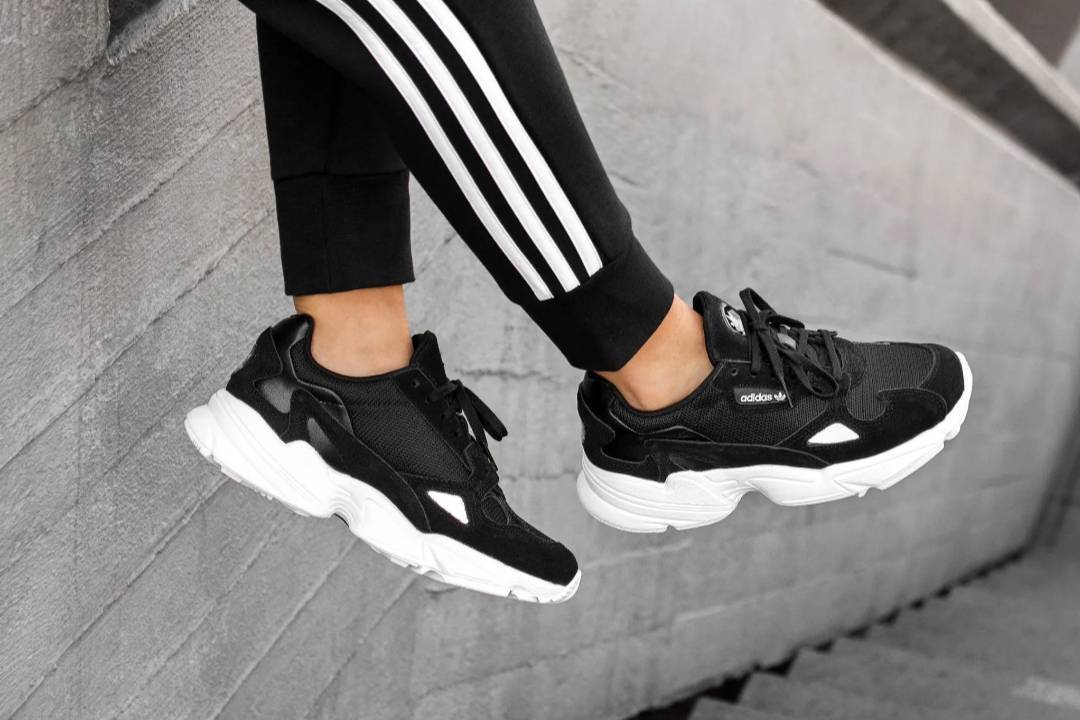 Producto ADIDAS FALCON W