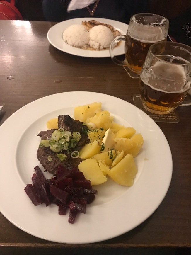 Lokál Dlouhááá
