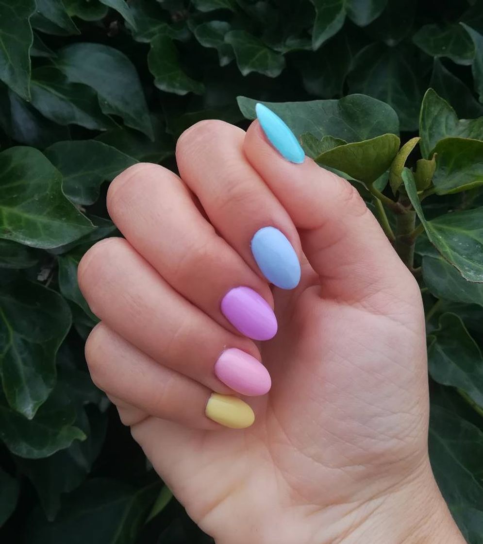 Moda Unhas Coloridas 🌈