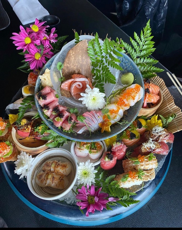 Restaurantes Sky Valley Restaurant & Sushibar