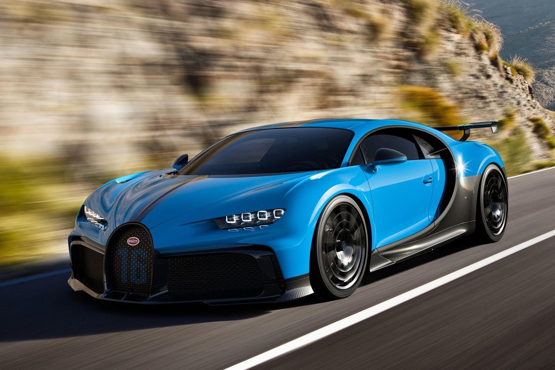 Social Buggati Chiron 