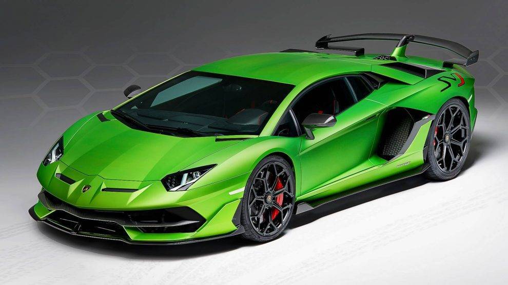 Social Lamborghini Aventador SVJ