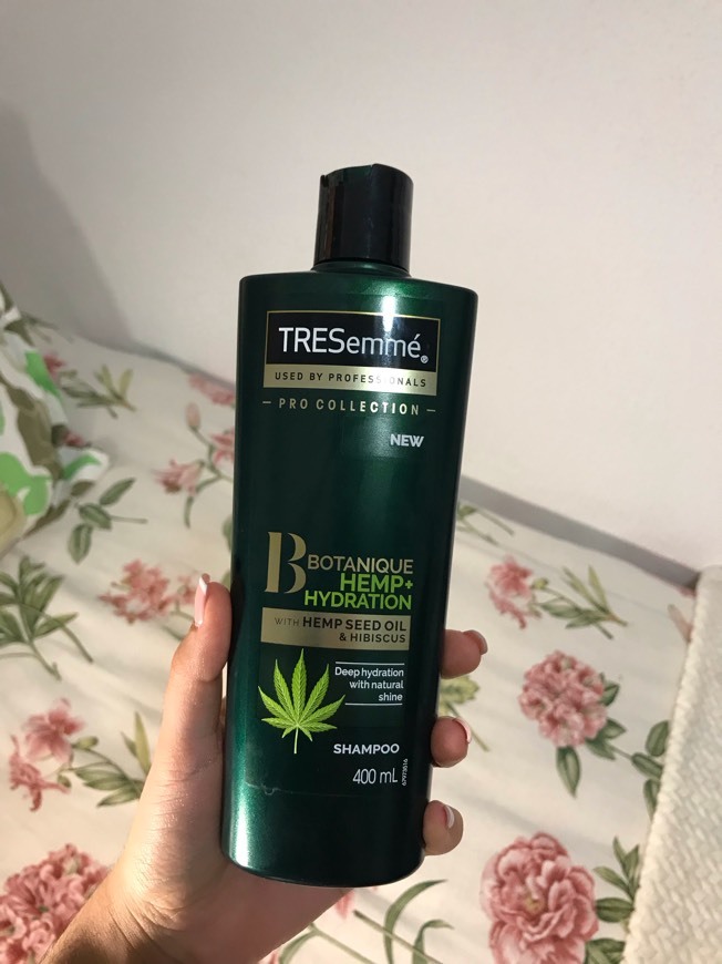 Product Botanique Hemp+ Hydration Shampoo