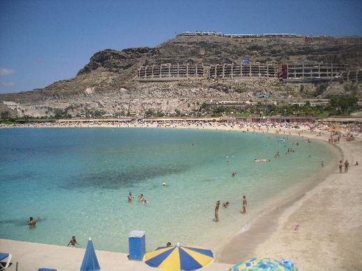 Playa de los Amadores