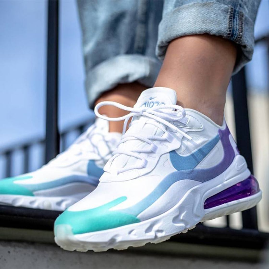 Product NIKE Air MAX 270 React