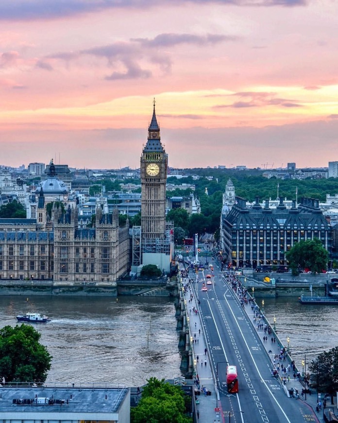 Place Westminster Bridge