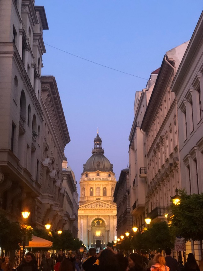 Lugar Basílica de San Esteban