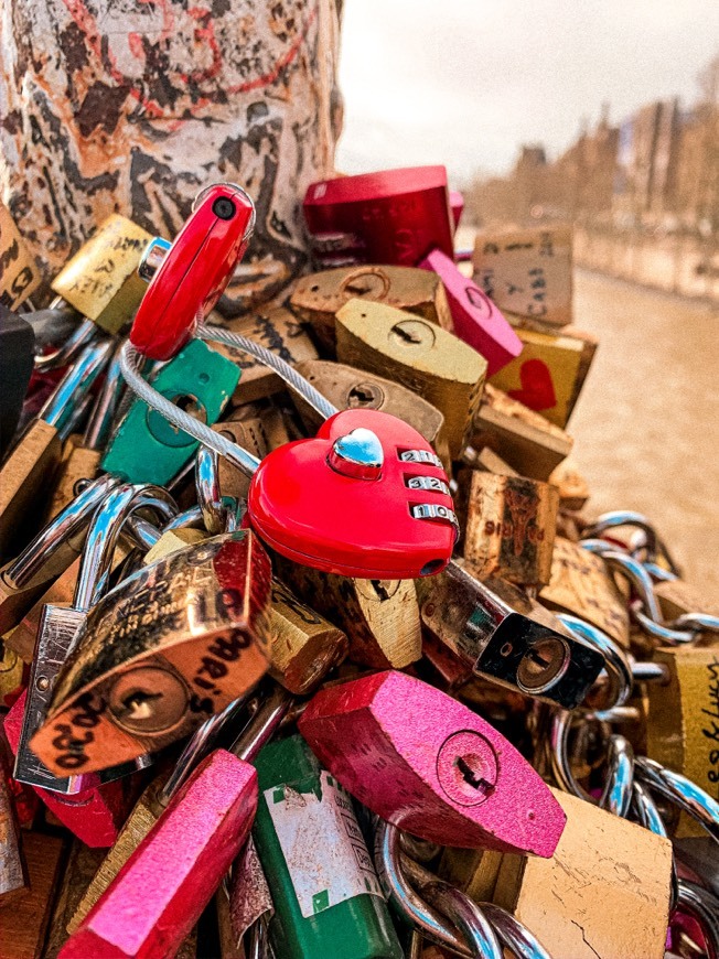 Place Puente de las Artes