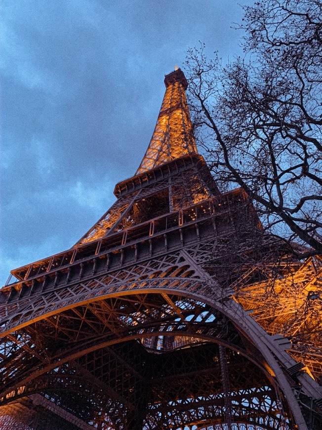 Place Torre Eiffel