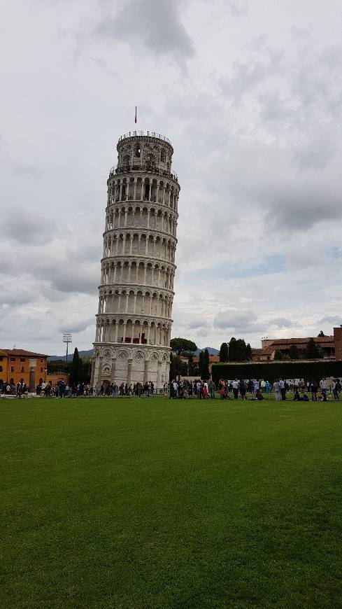 Place Torre de Pisa