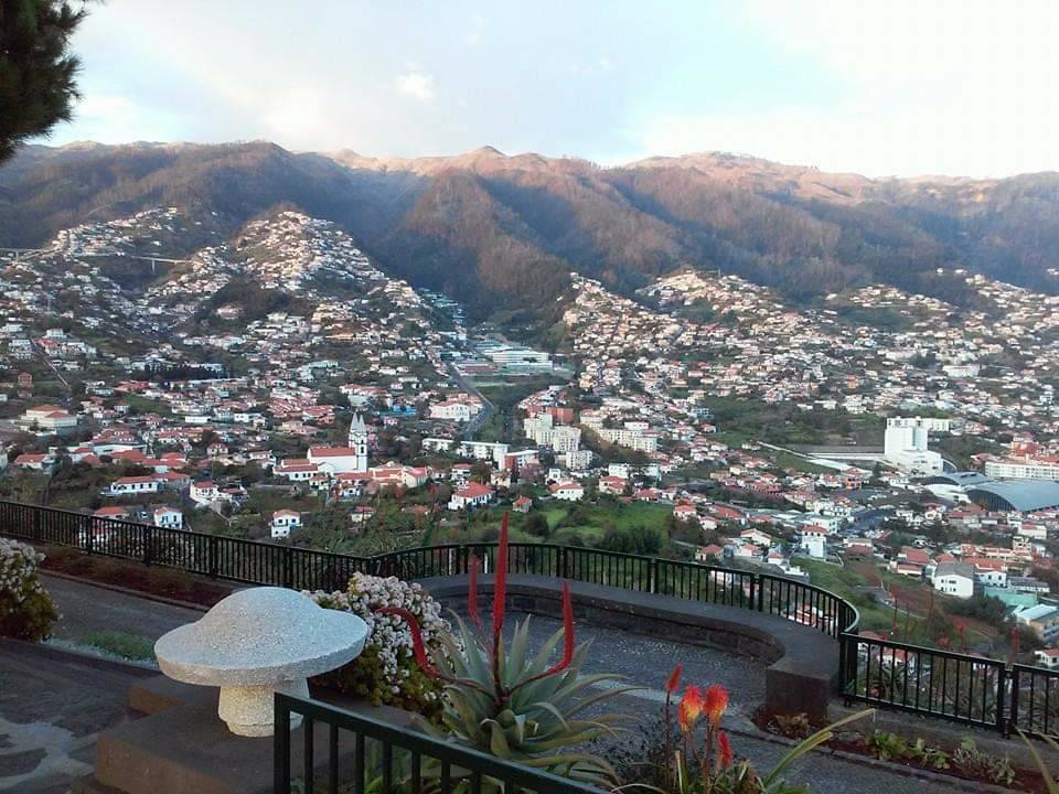 Fashion Miradouro Pico dos Barcelos Madeira