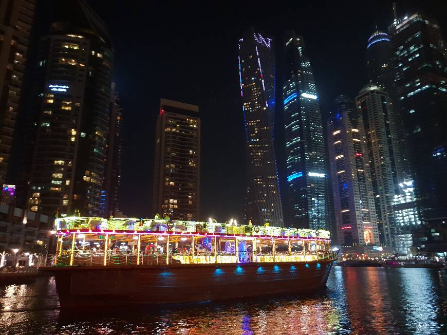 Lugar Dubai Marina Mall