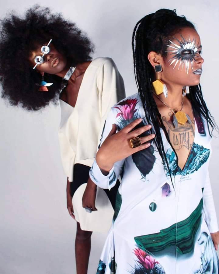 Social 🛸 Editorial - SPACE AGE 🛸