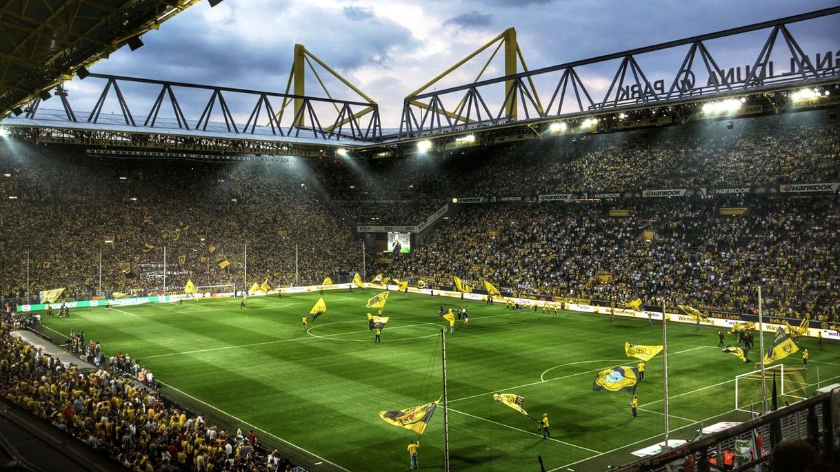 Fashion Signal Iduna Park