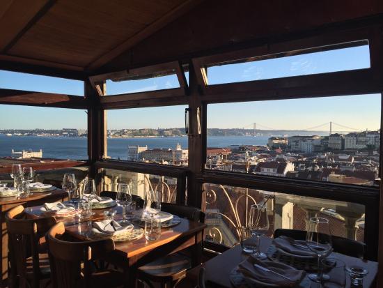 Restaurants Chapitô à mesa