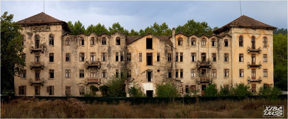 Place Hotel abandonado - Monte Palace