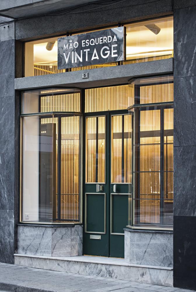 Lugar Mão Esquerda Vintage