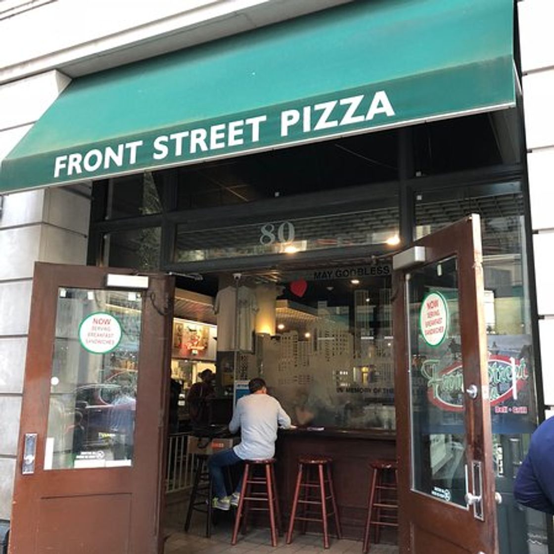 Restaurantes Front Street Pizza