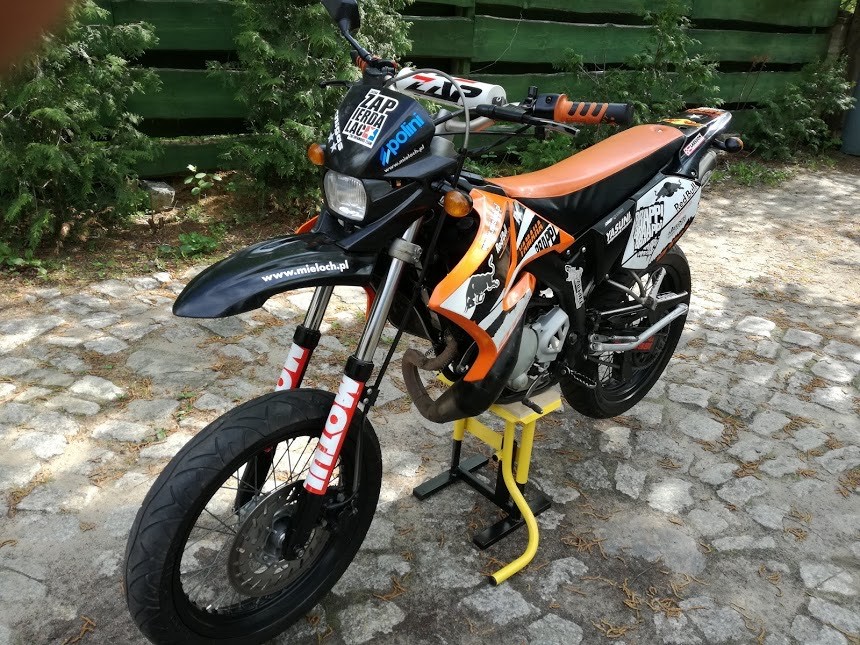 Moda Yamaha dt50