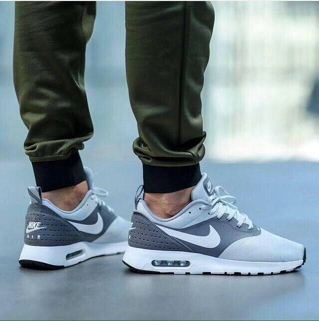 Social Shoes