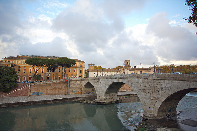 Lugar Tiber Island