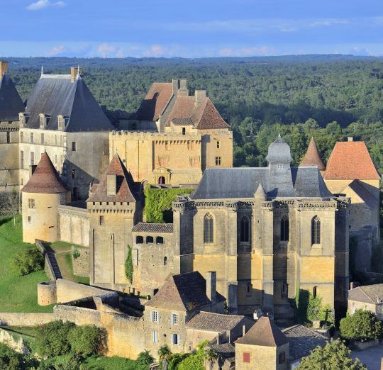 Place Château de Biron