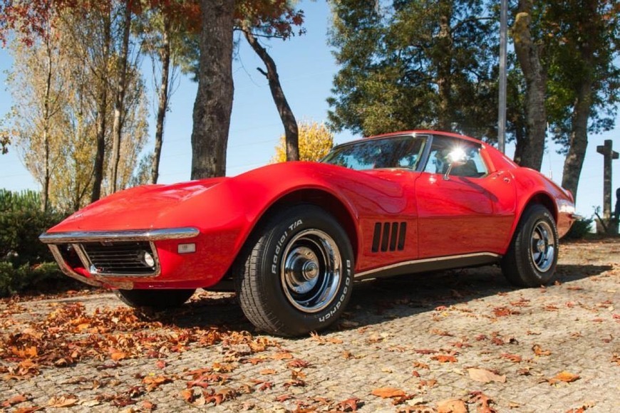 Moda Classic Chevrolet Corvette 