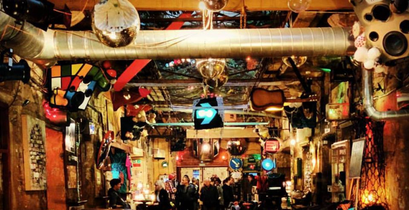 Lugar Szimpla Kert