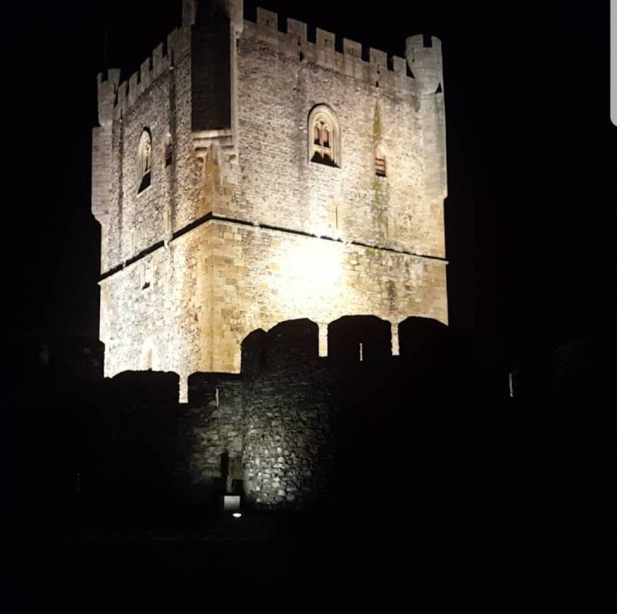 Place Castelo de Bragança