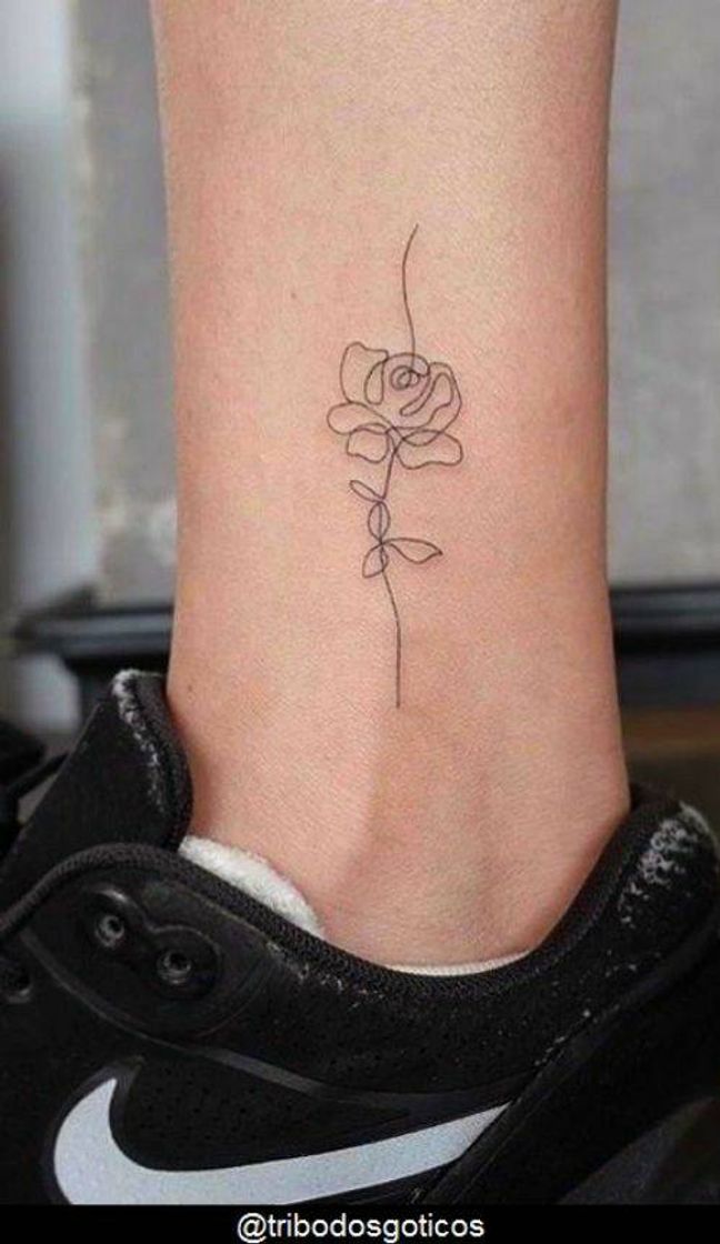 Fashion simple rose tattoo