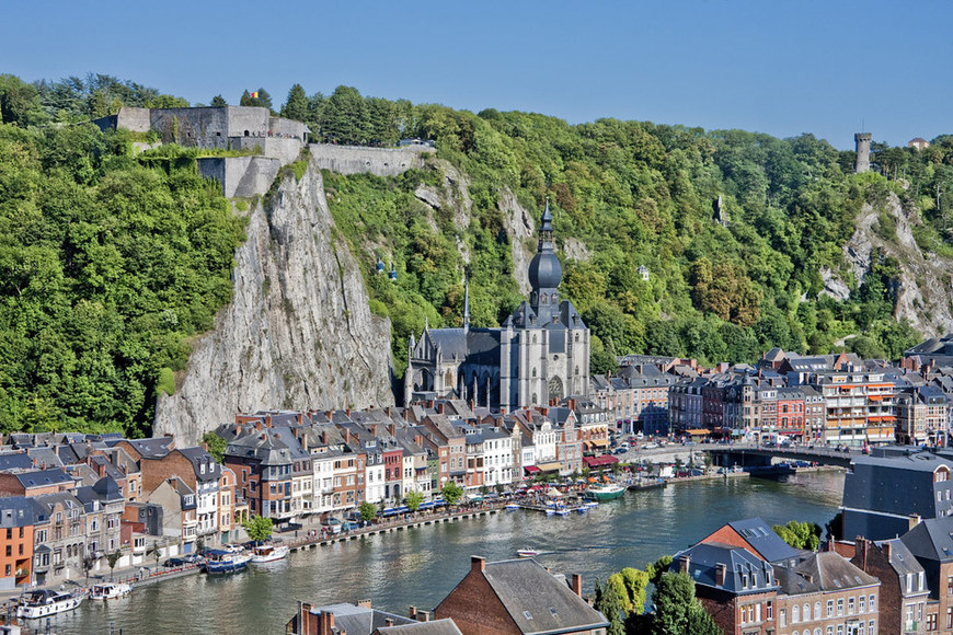 Place Dinant